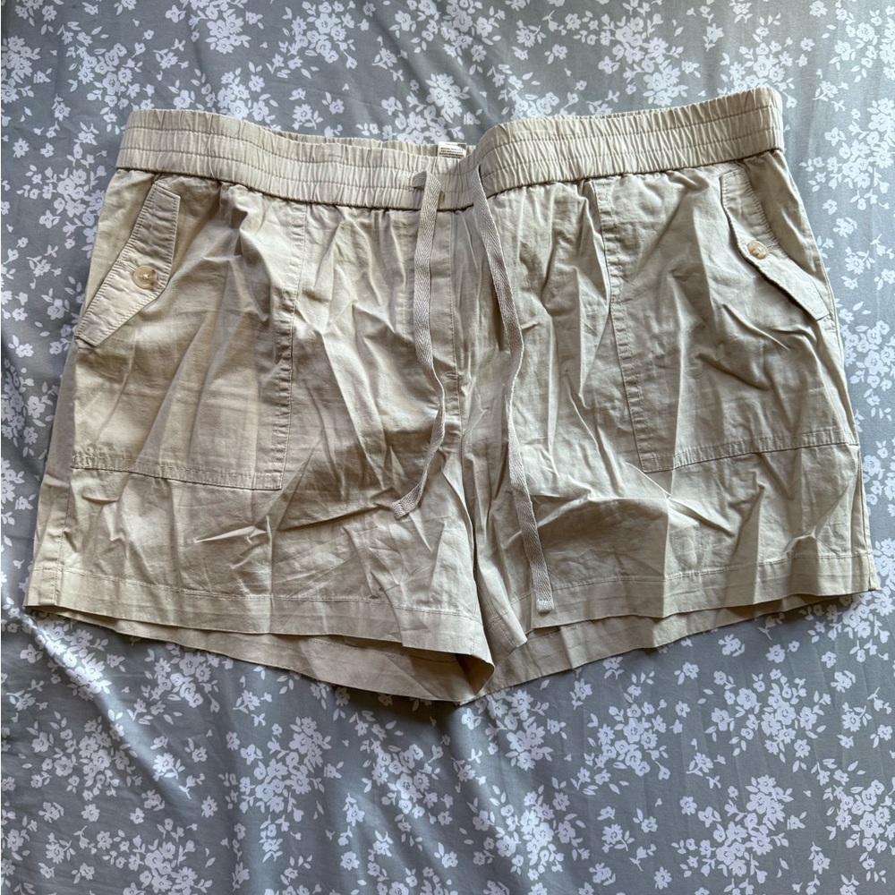 LOFT Tan Cargo Shorts Relaxed Fit Cotton Blend